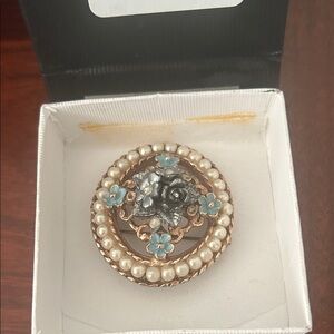 Elegant Vintage Pearl and Floral Brooch 3 x 2.5